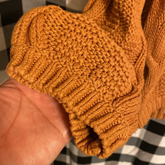 Cozy knit cowl sweater - Picture 4 of 5